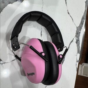 Remington pink Hunting Headphones